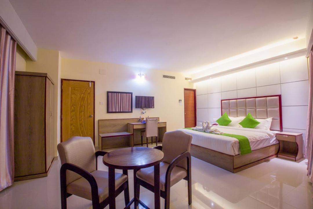 Hotel Mira Garden Sylhet Ngoại thất bức ảnh