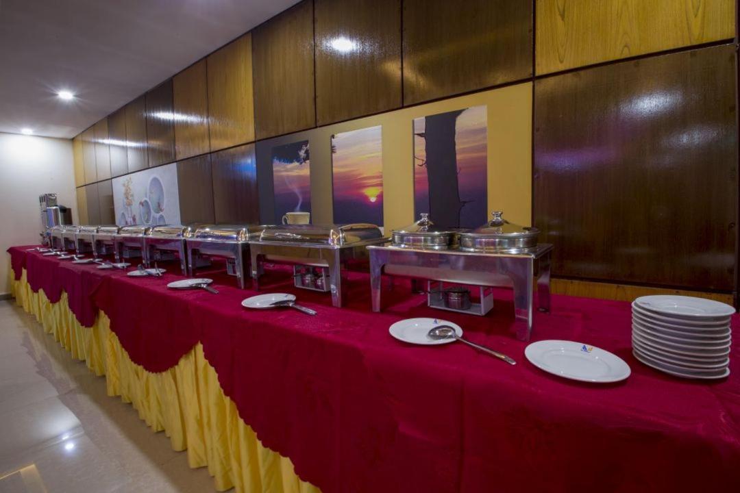 Hotel Mira Garden Sylhet Ngoại thất bức ảnh