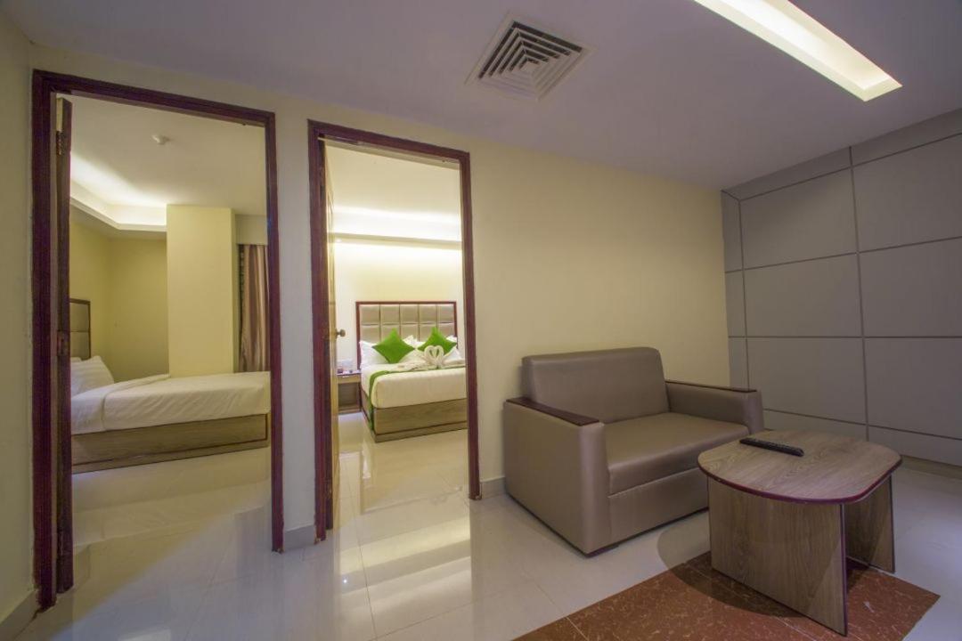 Hotel Mira Garden Sylhet Ngoại thất bức ảnh