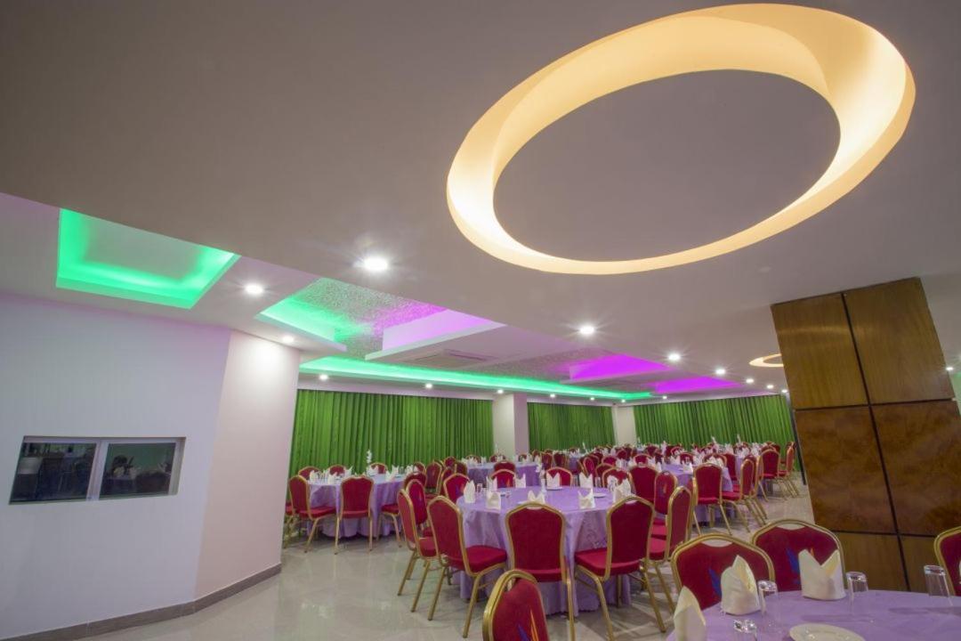 Hotel Mira Garden Sylhet Ngoại thất bức ảnh