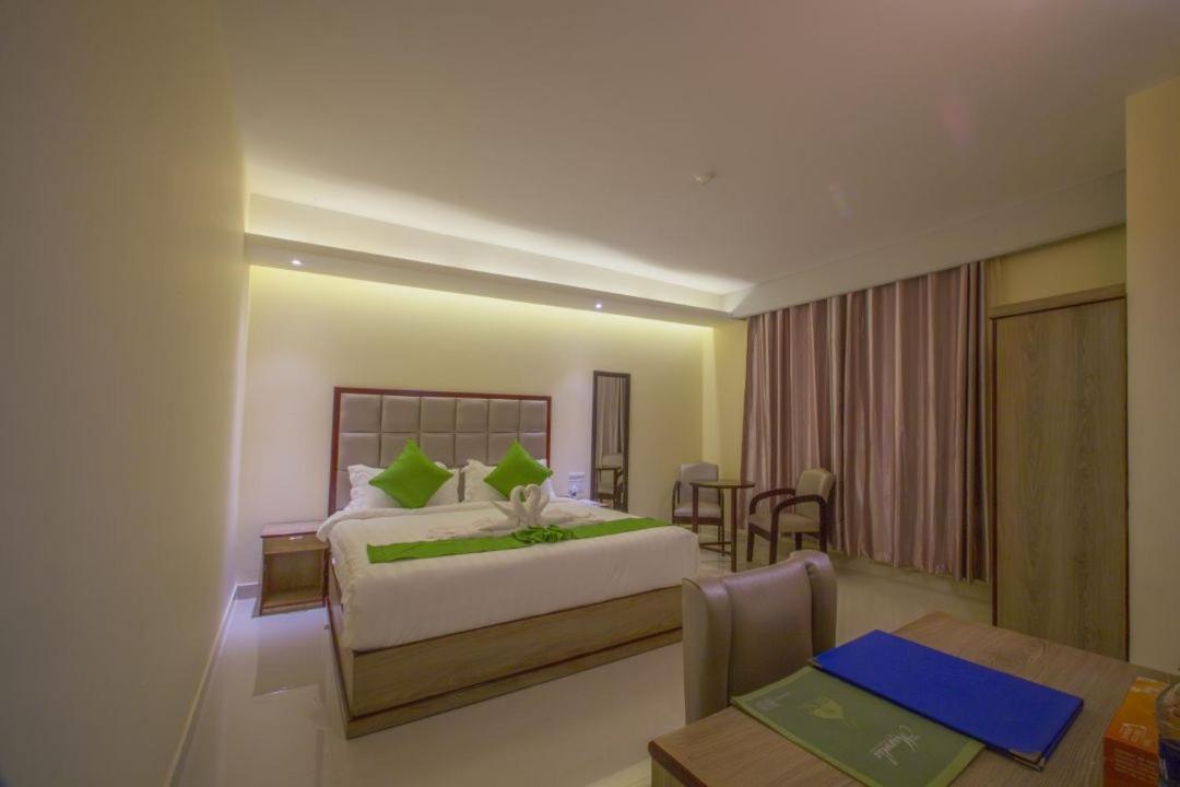 Hotel Mira Garden Sylhet Ngoại thất bức ảnh