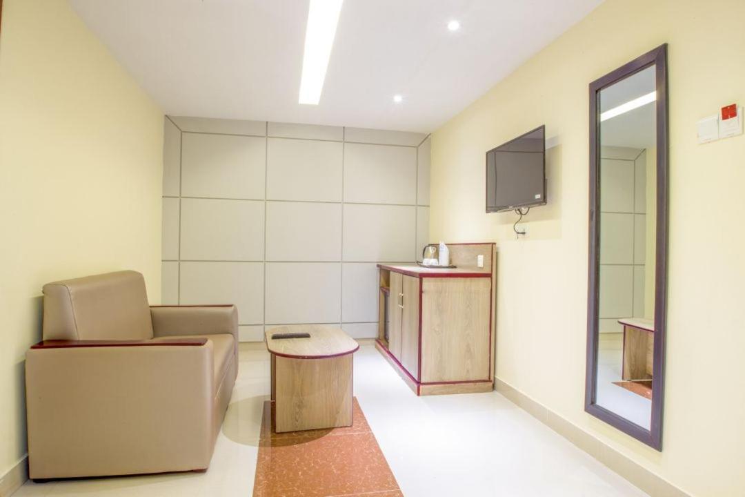 Hotel Mira Garden Sylhet Ngoại thất bức ảnh
